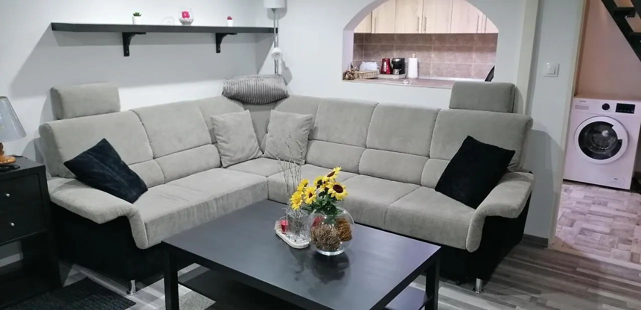 Contatti di Little-Oasis Apartment